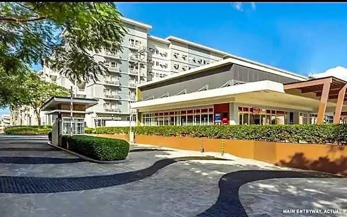 Tal Staycation
1 Bed /bath/kitchen
Neflix
Internet 4*