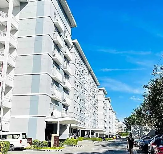 호텔 Tal Staycation
1 Bed /bath/kitchen
Neflix
Internet